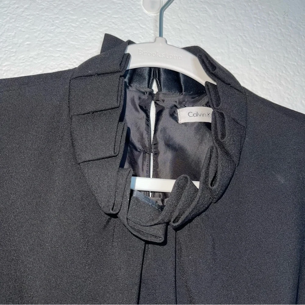 CALVIN KLEIN Black Dress sleeveless high neckline and button back - Picture 16 of 16